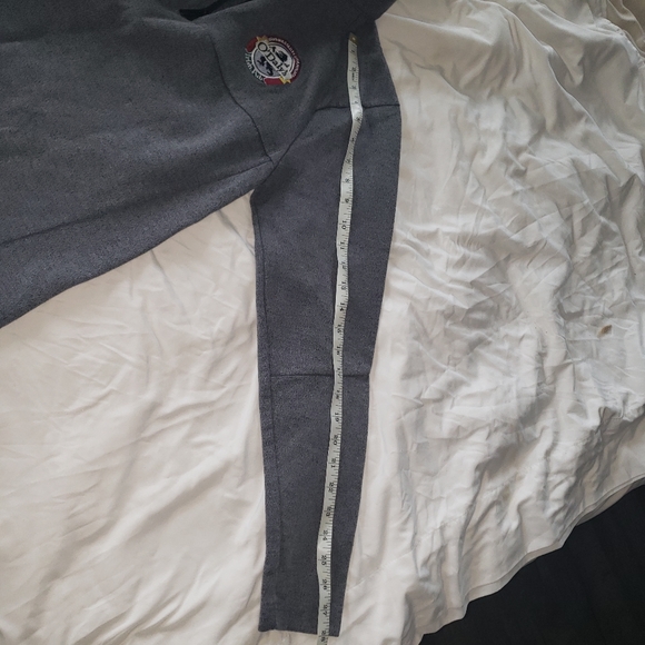 Odalys Pull over Gray Small size with long sleeves - Picture 4 of 12